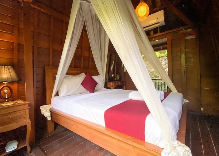 Bali Jungle فندق تيغالالانغْ