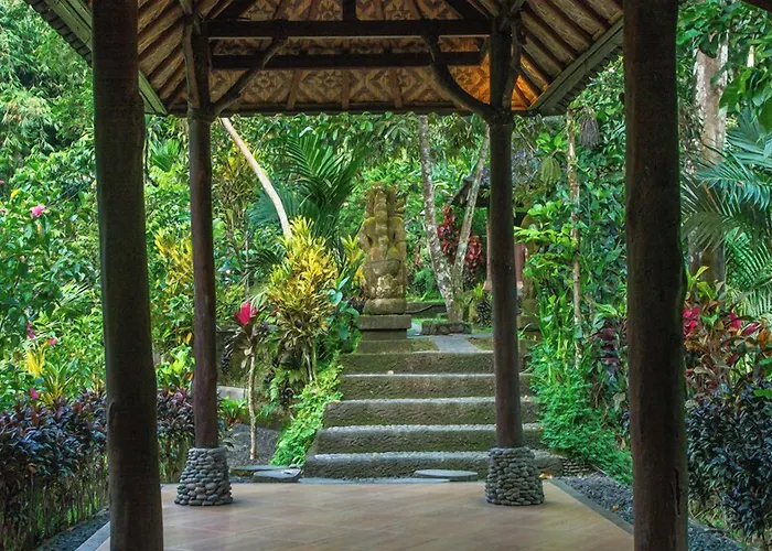 Bali Jungle فندق تيغالالانغْ
